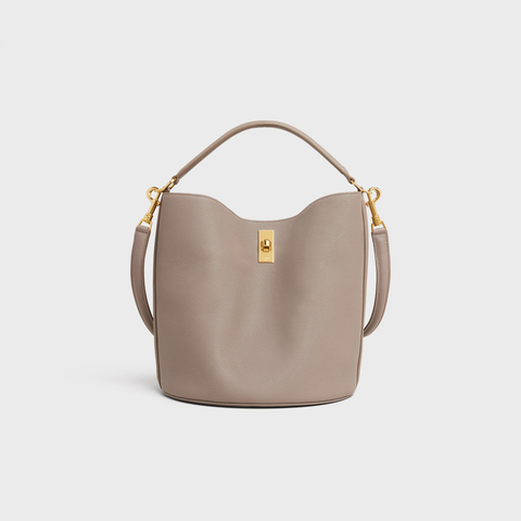 BUCKET 16 BAG IN SUPPLE GRAINED CALFSKIN PEBBLE - Image 1